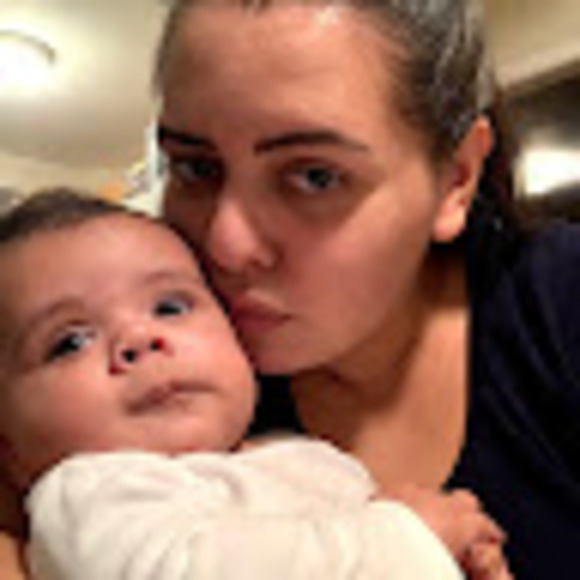 Meet your Posher, Karoline - Picture 1 of 1